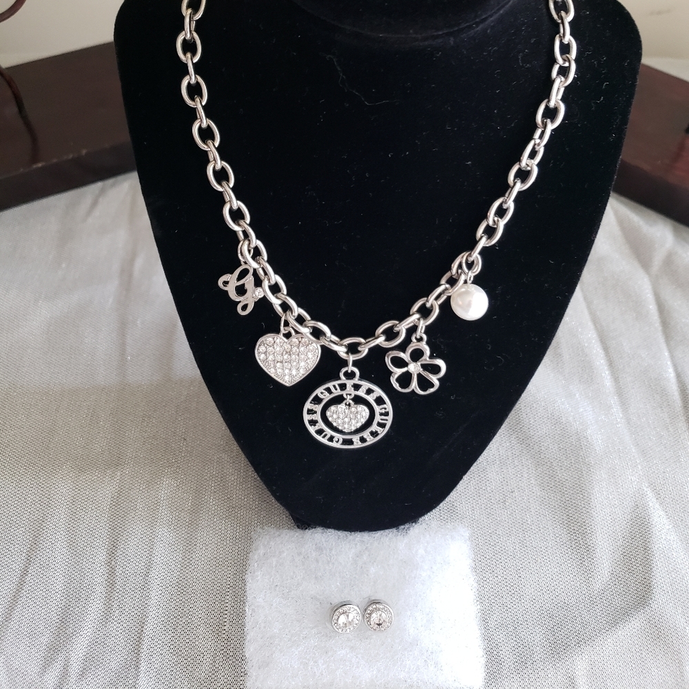 Guess Charm Necklace w Matching Earrings  NWOT